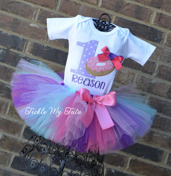 Donut Birthday Tutu Outfit (Lilac Dot Number)